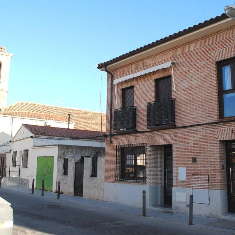 Edificio de 3 viviendas en Camarma de Esteruelas, Madrid – imagen 2