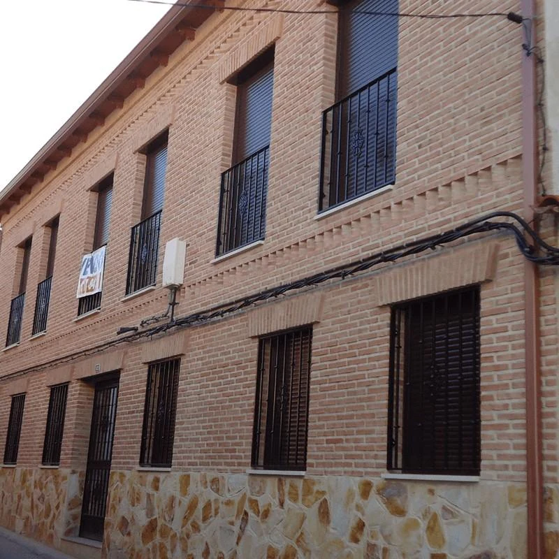 Edificio de cuatro viviendas en Méntrida, Toledo – imagen 1
