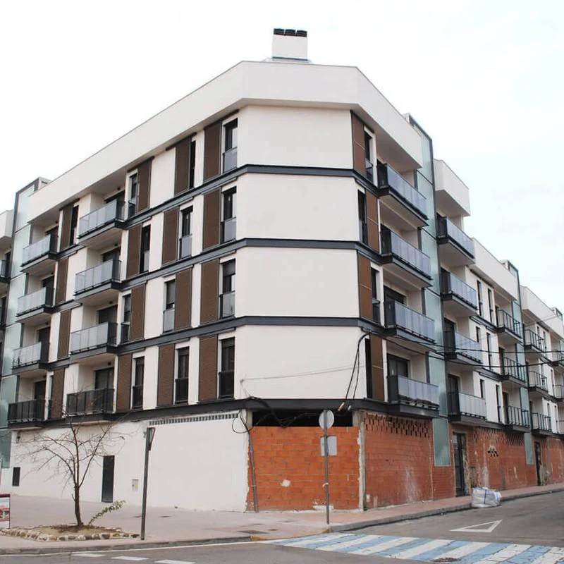 Edificio de 43 viviendas y 54 aparcamientos en Torrijos, Toledo – imagen 3