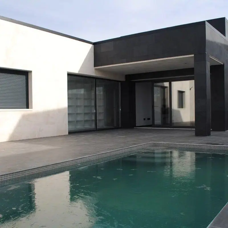 Vivienda unifamiliar en Meco IV, Madrid – imagen 1