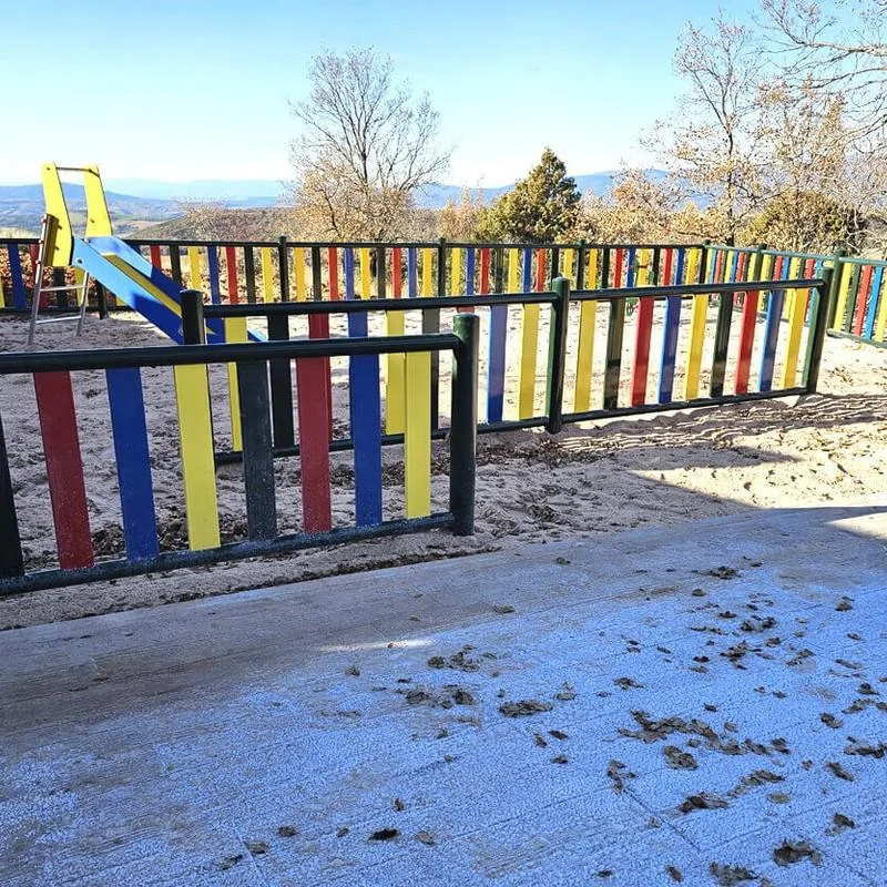 Parque infantil en Matarrubia, Guadalajara – imagen 4