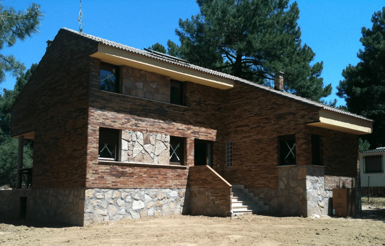 Vivienda unifamiliar aislada en Rozas de Puerto Real, Madrid – imagen 3